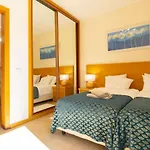 Vilamoura T1 Flat With Private Balconies With Pool View Near The Marina & Beaches