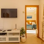 Vilamoura T1 Flat With Private Balconies With Pool View Near The Marina & Beaches Apartamento