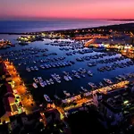 Vilamoura T1 Flat With Private Balconies With Pool View Near The Marina & Beaches Quarteira