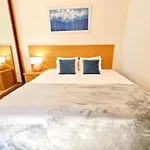 Vilamoura T1 Flat With Private Balconies With Pool View Near The Marina & Beaches *