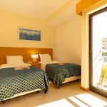 Vilamoura T1 Flat With Private Balconies With Pool View Near The Marina & Beaches Apartamento *