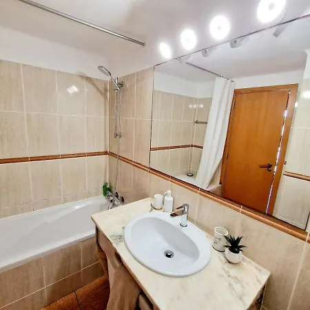Apartamento Vilamoura With Parking And Pool - 1 Bedroom With Large Sofa-bed, Private Balconies With Pool View, Near The Marina & Beaches Quarteira