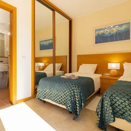 Appartement Vilamoura With Parking And Pool - 1 Bedroom With Large Sofa-bed, Private Balconies With Pool View, Near The Marina & Beaches