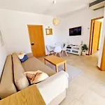 아파트 Vilamoura T1 Flat With Private Balconies With Pool View Near The Marina & Beaches 쿼테이라