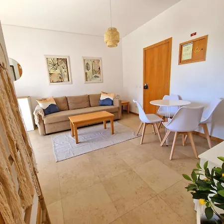 Vilamoura With Parking And Pool - 1 Bedroom With Large Sofa-bed, Private Balconies With Pool View, Near The Marina & Beaches Apartamento