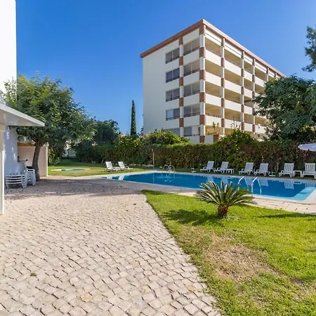 아파트 Vilamoura T1 Flat With Private Balconies With Pool View Near The Marina & Beaches