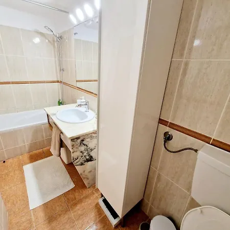 Apartamento Vilamoura With Parking And Pool - 1 Bedroom With Large Sofa-bed, Private Balconies With Pool View, Near The Marina & Beaches Quarteira
