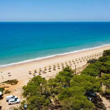 Vilamoura With Parking And Pool - 1 Bedroom With Large Sofa-bed, Private Balconies With Pool View, Near The Marina & Beaches
