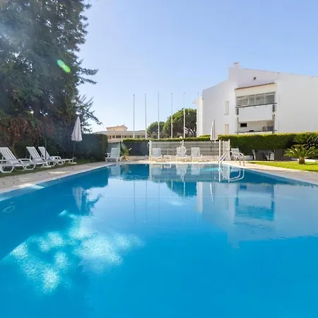 Vilamoura With Parking And Pool - 1 Bedroom With Large Sofa-bed, Private Balconies With Pool View, Near The Marina & Beaches Apartamento *