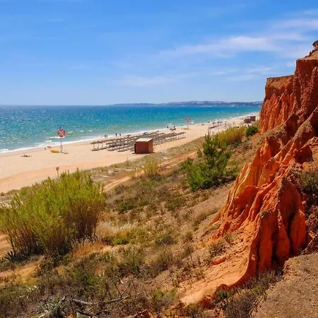 Vilamoura With Parking And Pool - 1 Bedroom With Large Sofa-bed, Private Balconies With Pool View, Near The Marina & Beaches *
