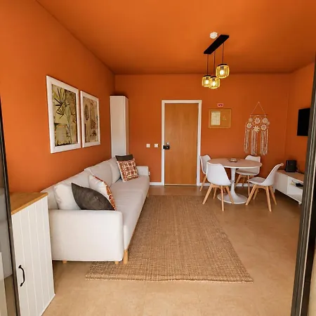 Vilamoura With Parking And Pool - 1 Bedroom With Large Sofa-bed, Private Balconies With Pool View, Near The Marina & Beaches Apartamento *