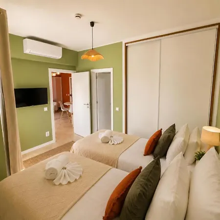 Vilamoura With Parking And Pool - 1 Bedroom With Large Sofa-bed, Private Balconies With Pool View, Near The Marina & Beaches شقة كوارتيرا