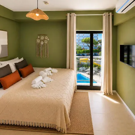 Vilamoura With Parking And Pool - 1 Bedroom With Large Sofa-bed, Private Balconies With Pool View, Near The Marina & Beaches Apartamento *