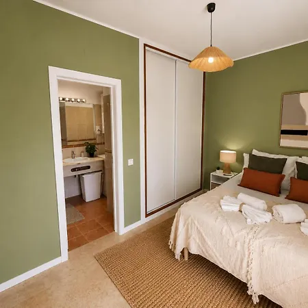 Vilamoura With Parking And Pool - 1 Bedroom With Large Sofa-bed, Private Balconies With Pool View, Near The Marina & Beaches Quarteira