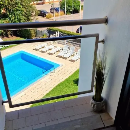 Vilamoura With Parking And Pool - 1 Bedroom With Large Sofa-bed, Private Balconies With Pool View, Near The Marina & Beaches