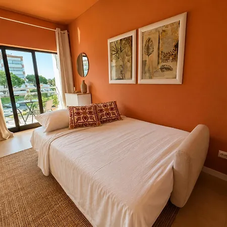 Vilamoura With Parking And Pool - 1 Bedroom With Large Sofa-bed, Private Balconies With Pool View, Near The Marina & Beaches شقة